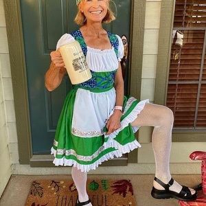 Meet your Posher, Denise